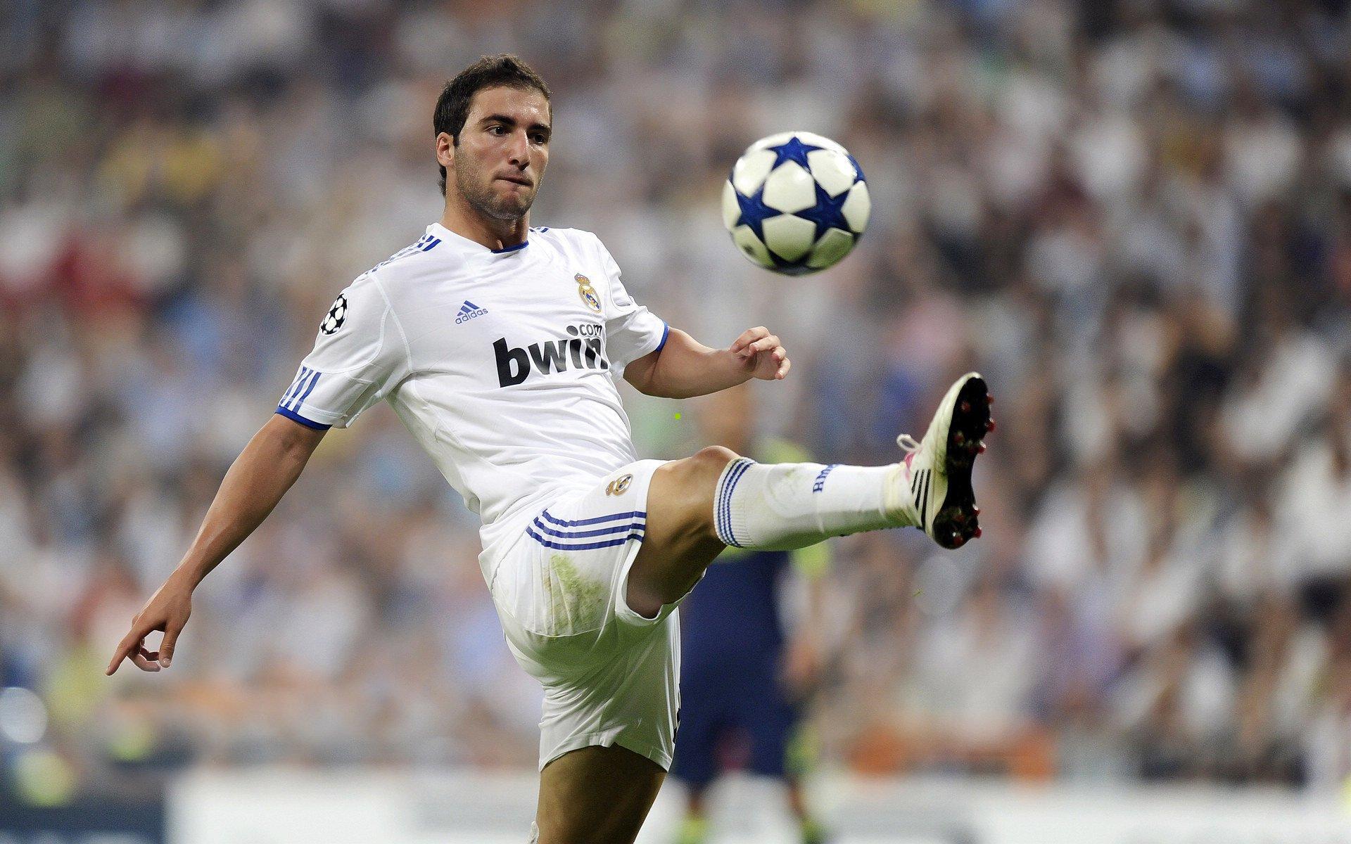 博斯高度评价维尔茨，天赋卓越，英超征程前景广阔